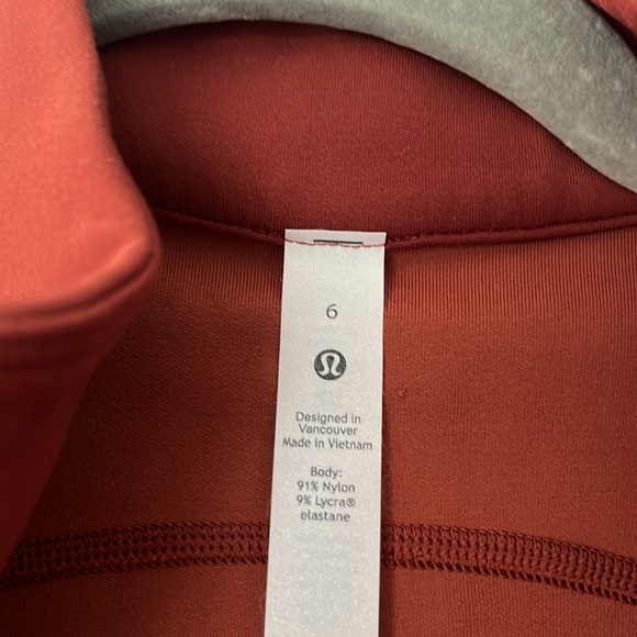 Lululemon Rulu Cropped Half Zip - Picture 7 of 7